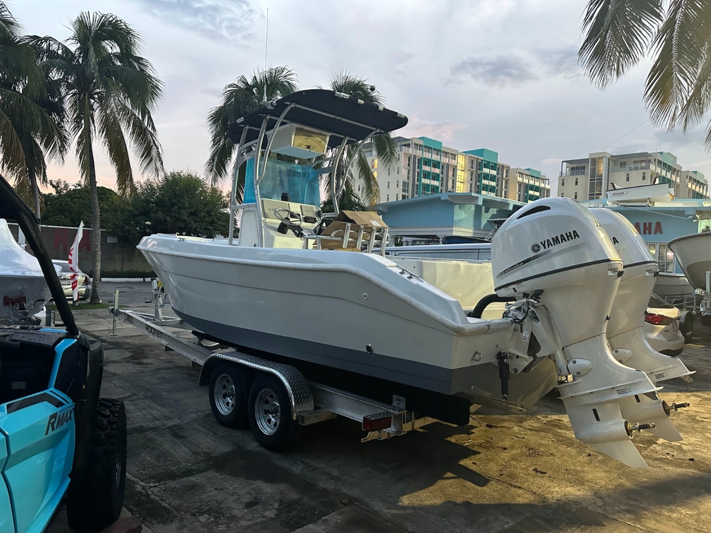 25' Cobia Center Console — Fully Refurbished