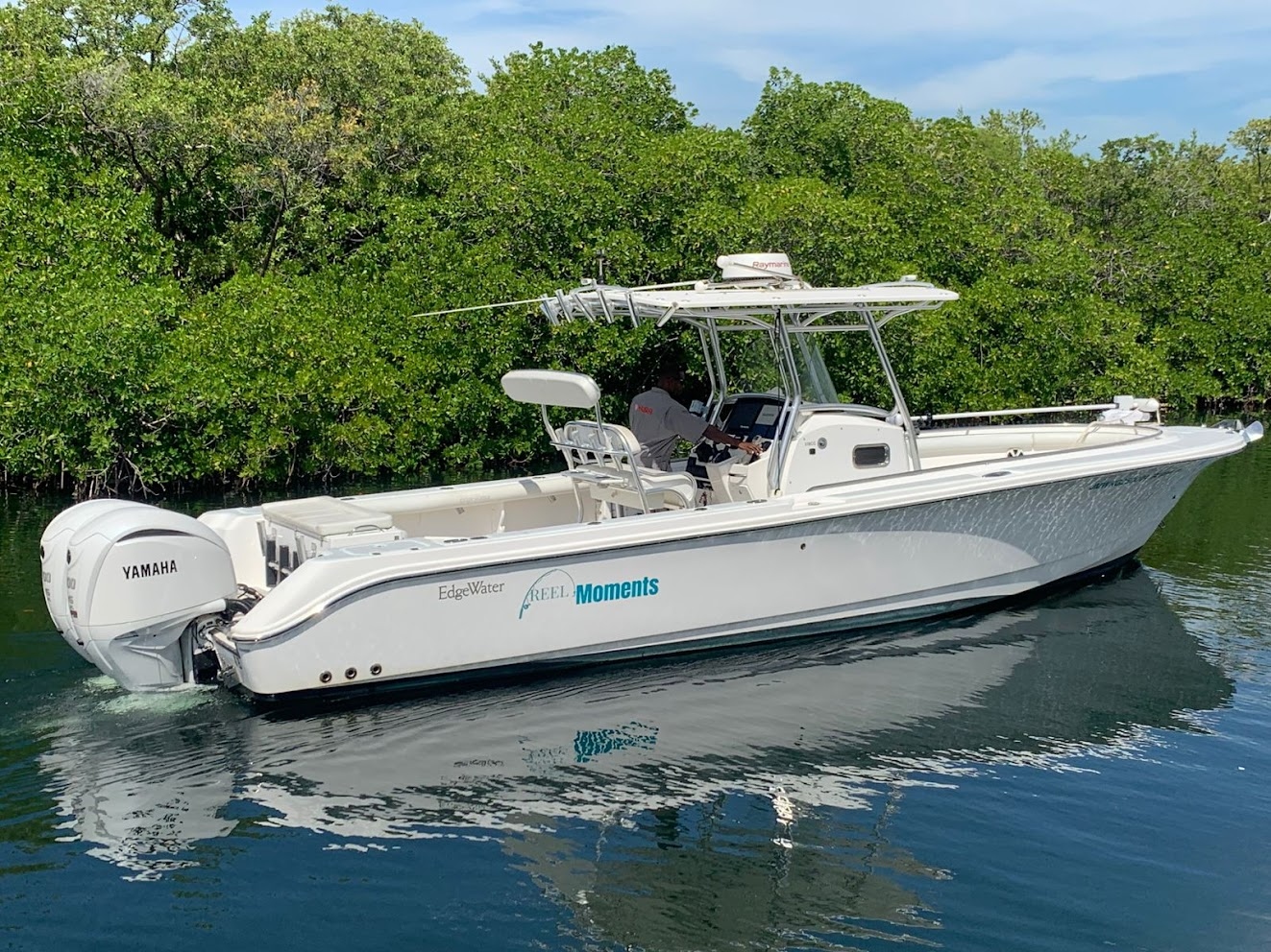 EdgeWater 318CC REEL Moments