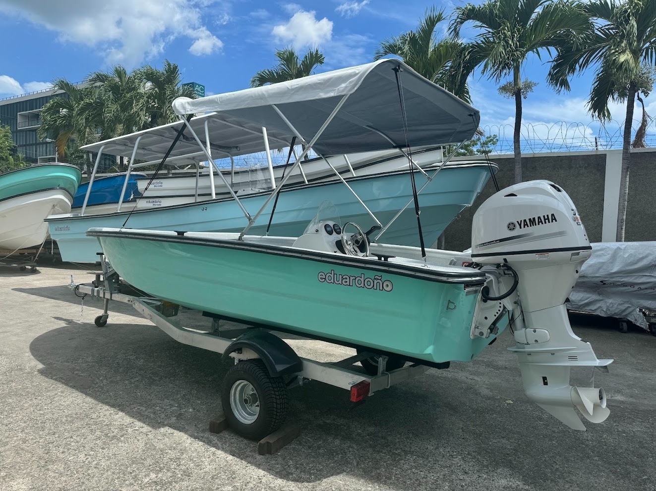 Eduardo&ntilde;o T160 sport hull boat