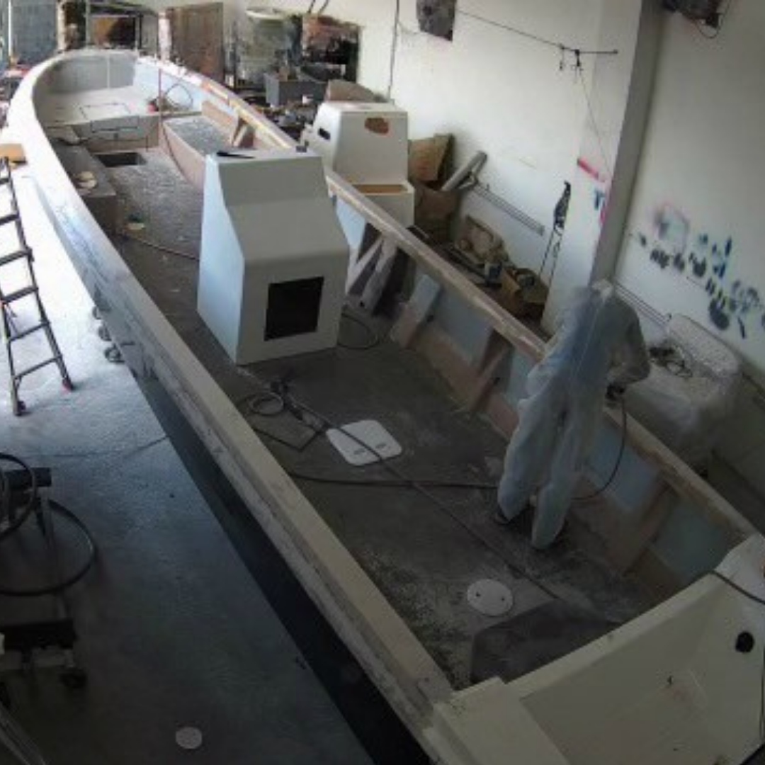 Boat customisation — workshop refurbishment